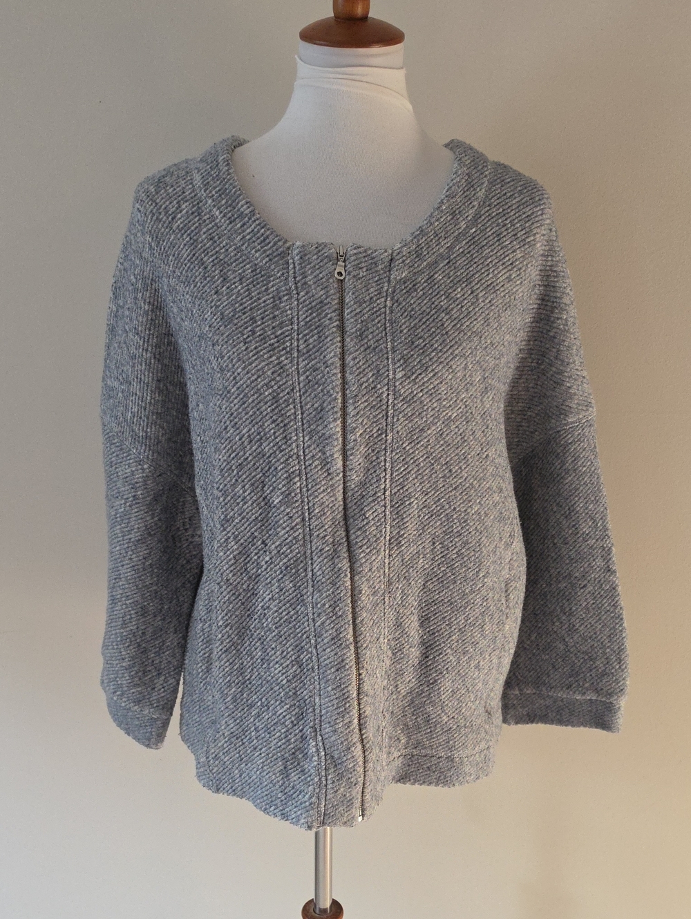 Wrap In London Gray Women's Sweater Full Zip Jacket